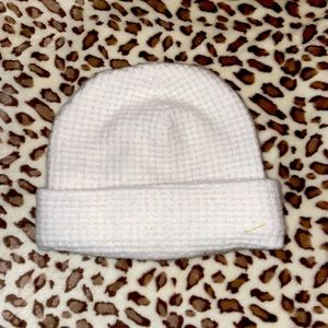 EVERLANE HAT